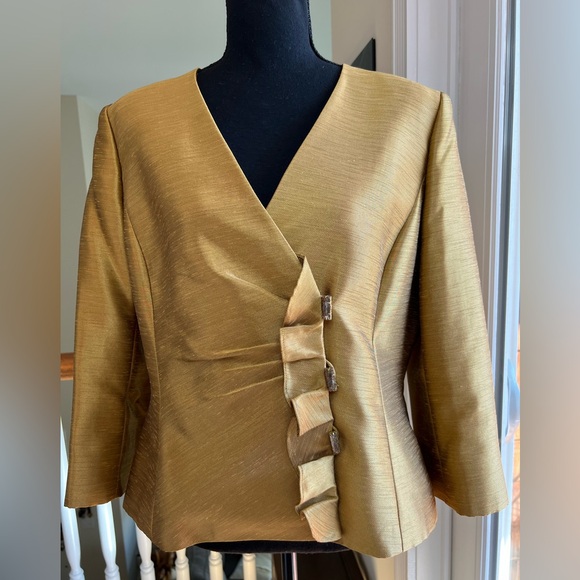 Tahari Jackets & Blazers - TAHARI LUXE PETITE GOLD/BRONZE‎ BETTY DRESSY BLAZER